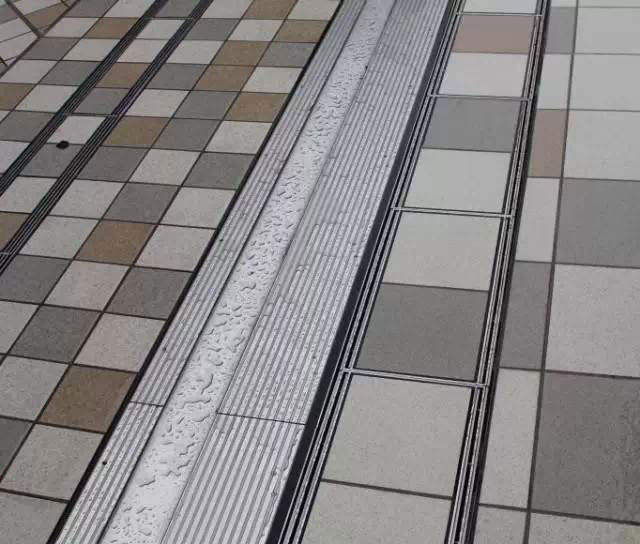 广场排水沟效果图